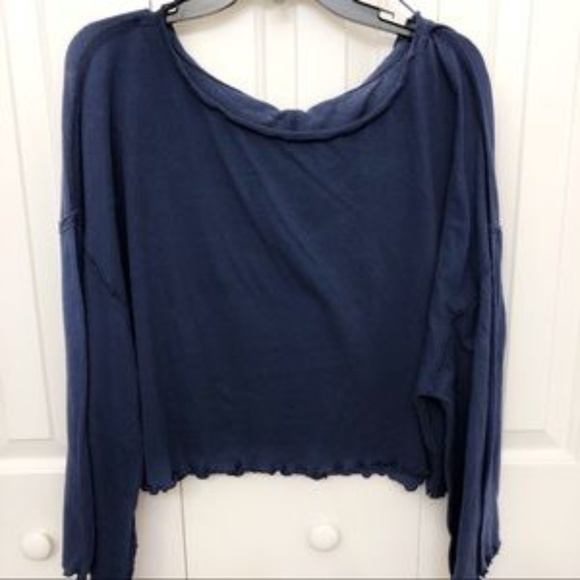 Free People Cropped Tee in Blue size L - Picture 3 of 6